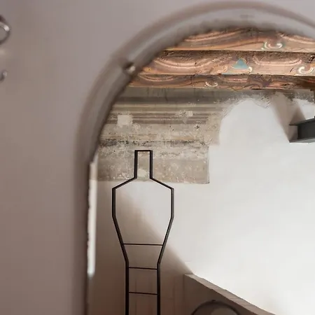 Apartment Ventaglieri Loft In Centro By Wonderful Italy *