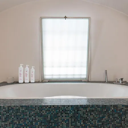 Apartment Ventaglieri Loft In Centro By Wonderful Italy Naples